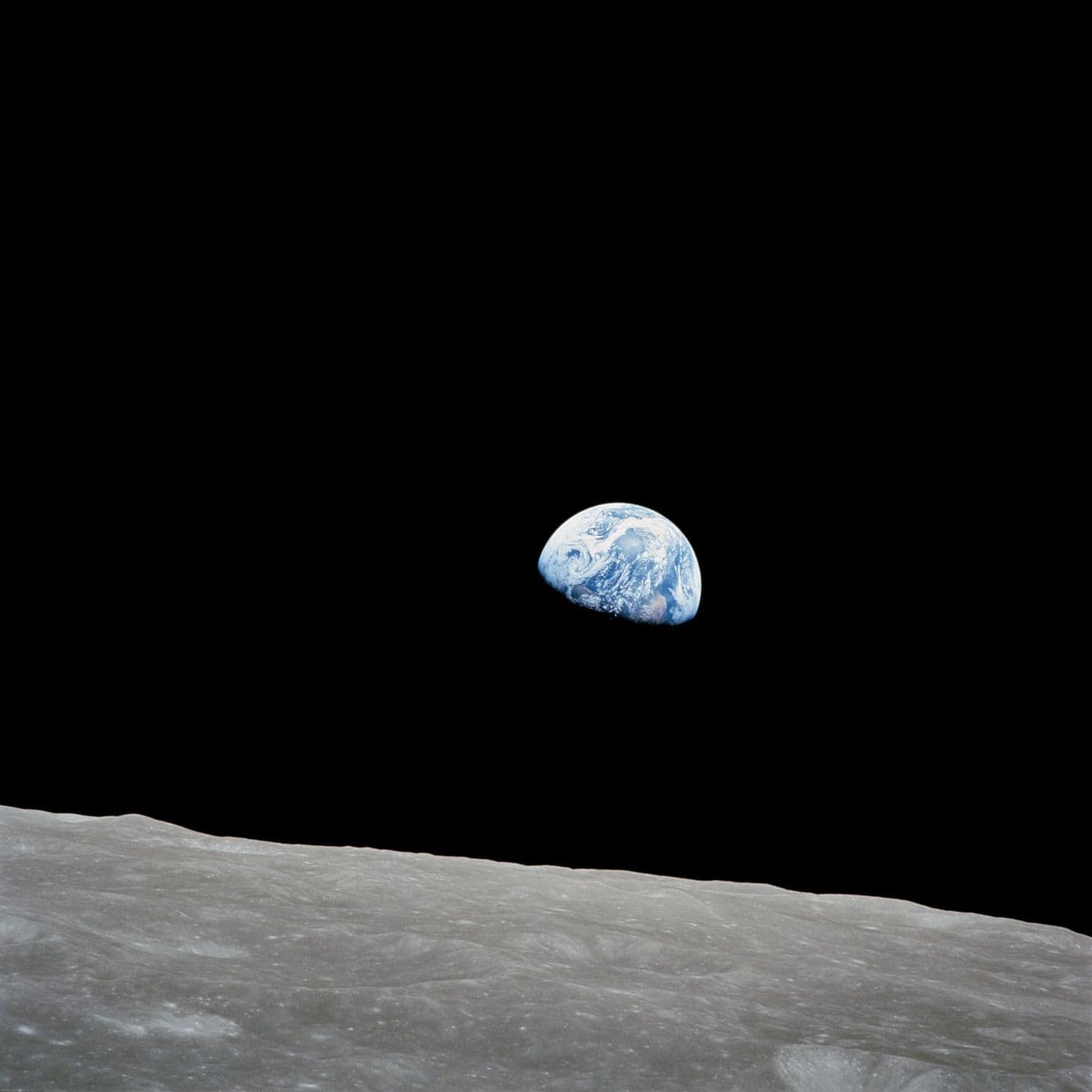 Earthrise — východ Země nad lunárním horizontem, Apollo 8.